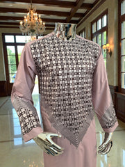 Small Men’s Dusty Rose Parahan Tumban with Black and Silver Geometric Embroidery – Afghan Traditional Outfit