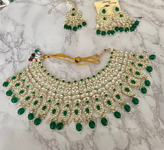 Luxury Silver Tone Green Kundan Choker Necklace Set – 3 Piece Indian Pakistani Bridal Jewelry with Earrings & Maang Tikka 024