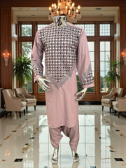Small Men’s Dusty Rose Parahan Tumban with Black and Silver Geometric Embroidery – Afghan Traditional Outfit