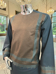 Large Men’s Charcoal Gray Parahan Tunban – Premium Copper Machine Embroidery Afghan Outfit