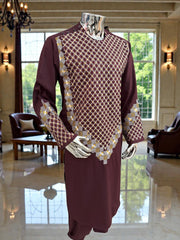 Men’s Maroon Kameez with Gold and White Machine Embroidery – Large Tall | Luqmaan Boutique