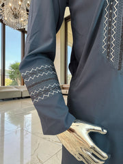 Men’s Designer Hand-Embroidered Parahan Tunban with Shawl – 3-Piece Afghan Outfit