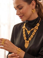 4-Piece Gold-Plated Traditional Bow Jewelry Set – Layered Necklace, Earrings, Bracelet & Ring 075