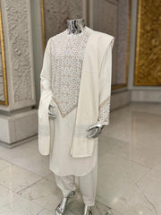 Men’s off white Afghan Parahan Tunban with Gold & Silver Embellishments and Shawl – 3-Piece Set shesha work 5042