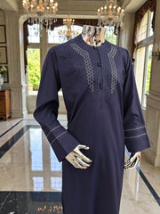 Large Handmade Parahan Tumban | White & Navy Embroidery Minor Imperfection – Special Discount