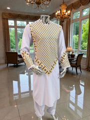 Men’s White Kameez with Gold and Navy Blue Machine Embroidery – Small Tall Size | Afghan Traditional Wear | Luqmaan Boutique