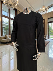 Medium Black Afghan Kameez with Machine Embroidery | Traditional Men’s Parahan Tunban