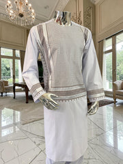 Large Premium White Parahan Tunban Set with Brown Machine Embroidery Pattu/Chadder