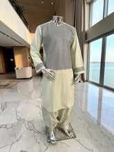 Medium Men’s Pistachio Green Perahan o Tunban with Charcoal Machine Embroidery – Traditional Afghan Outfit