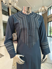 Men’s Designer Hand-Embroidered Parahan Tunban with Shawl – 3-Piece Afghan Outfit