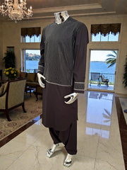 Men’s Dark Grey Parahan Tumban with White Embroidery – Afghan Traditional Outfit (Medium)