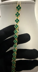 Gold Base Clover Floral Bracelet – 6 Color Options | Luxury LED Jewelry Box