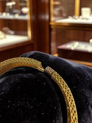 Women’s Wide Gold-Tone Copper Bangle – Dubai-Inspired Textured Openwork Bracelet 034
