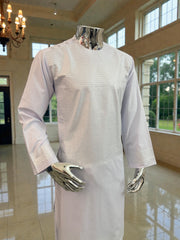 Medium White Afghan Parahan Tumban – Machine-Stitched Embroidered Traditional Men’s Outfit