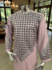 Small Men’s Dusty Rose Parahan Tumban with Black and Silver Geometric Embroidery – Afghan Traditional Outfit