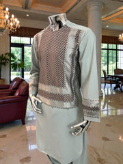 Men’s Parahan Tunban with Premium Geometric Embroidery Small