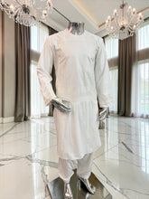 Premium Off White Yakhand(o)zi Parahan Tunban – Men’s Afghan Traditional 2-Piece Outfit