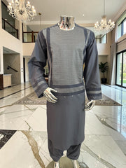 X-Large Charcoal Grey Men’s Shalwar Kameez Yakhandozi with Matching Grey and White Geometric Embroidery | Premium Traditional Wear