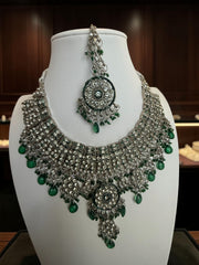 Emerald Green & Silver Kundan Style Bridal Jewelry Set with Necklace, Earrings & Maang Tikka | Indian Pakistani Afghan Wedding Jewelry 7008