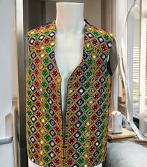 Men’s Afghan Embroidered Mirror Work Vest – Multicolor, Medium
