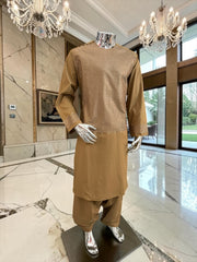Large Honey Brown Afghan Parahan Tumban with Matching Khamak-Style Machine Embroidery – Men’s Traditional Wear