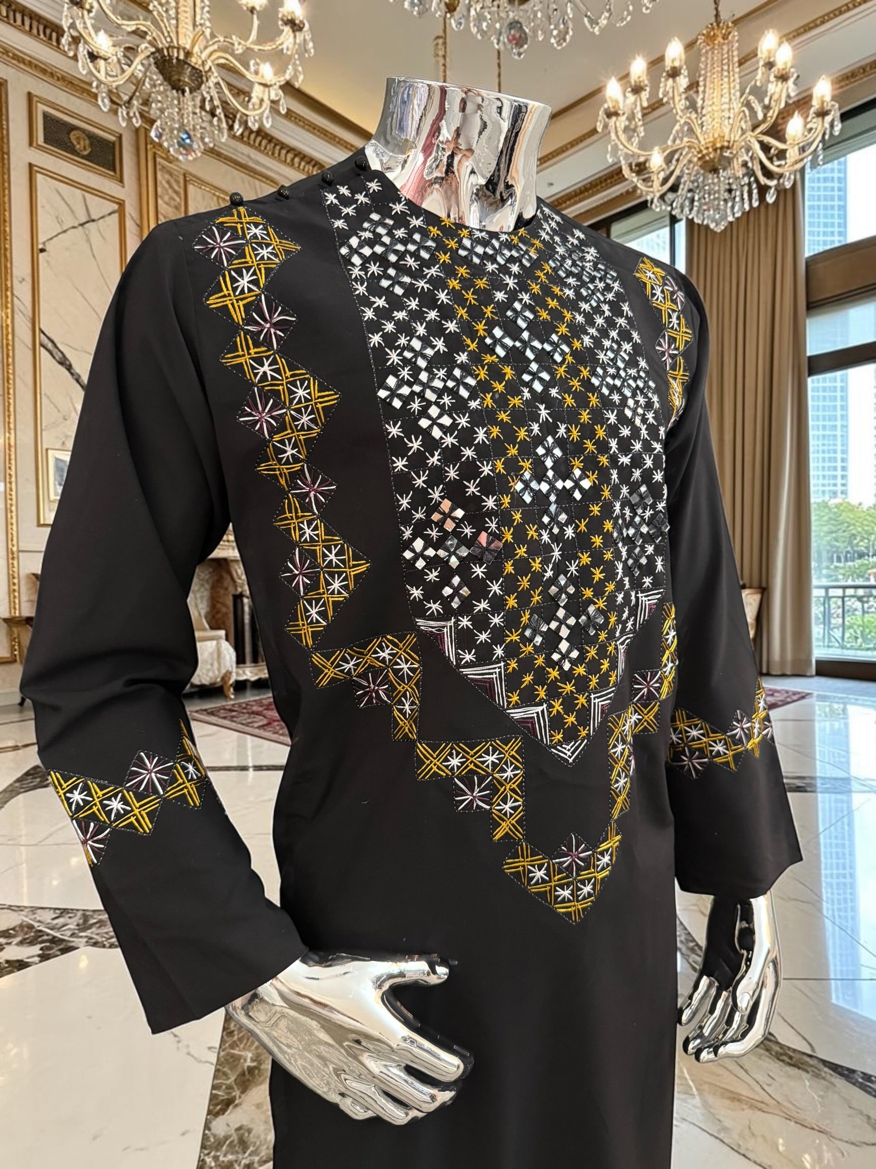 Medium Luqmaan Boutique Black Shesha Embroidery Parahan Tunban Set – Premium Afghan Traditional Wear