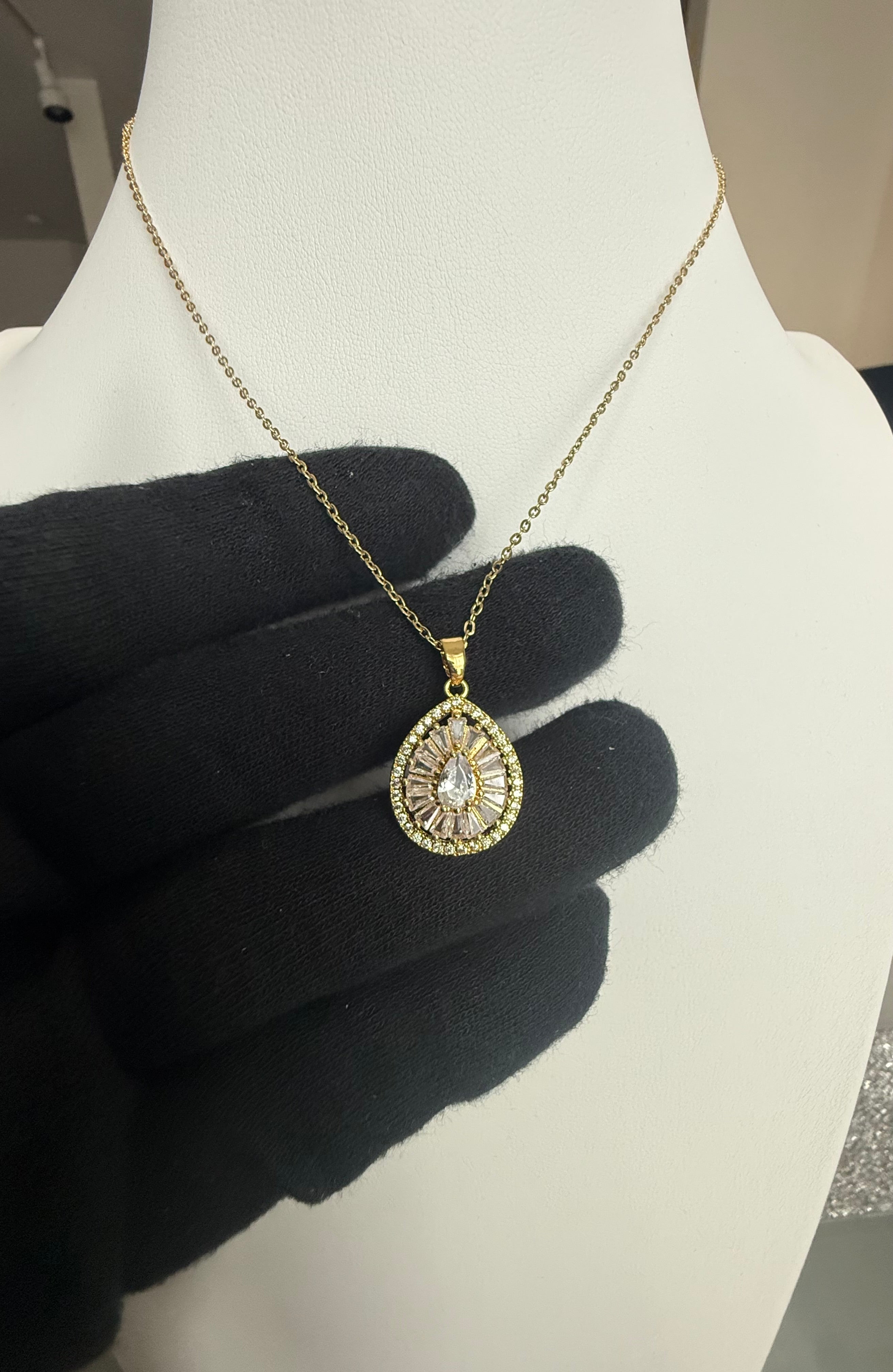 Pear Cut Crystal Halo Pendant Necklace – Gold Tone Stainless Steel Teardrop Necklace 7159