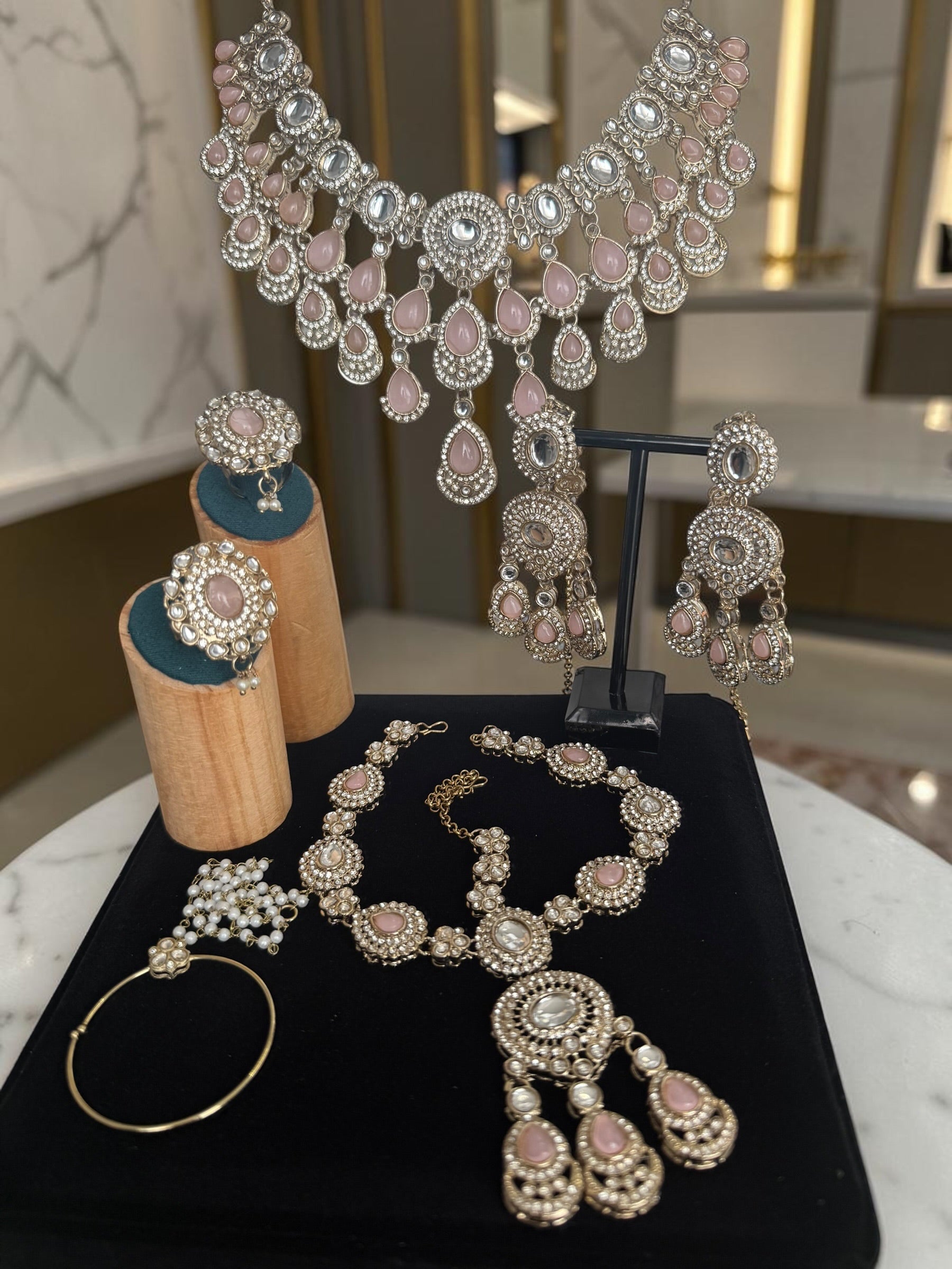 Blush Pink Kundan Half Bridal Jewelry Set – 6-Piece Necklace, Earrings, Sheeshphool, Nath & Adjustable Rings 6058