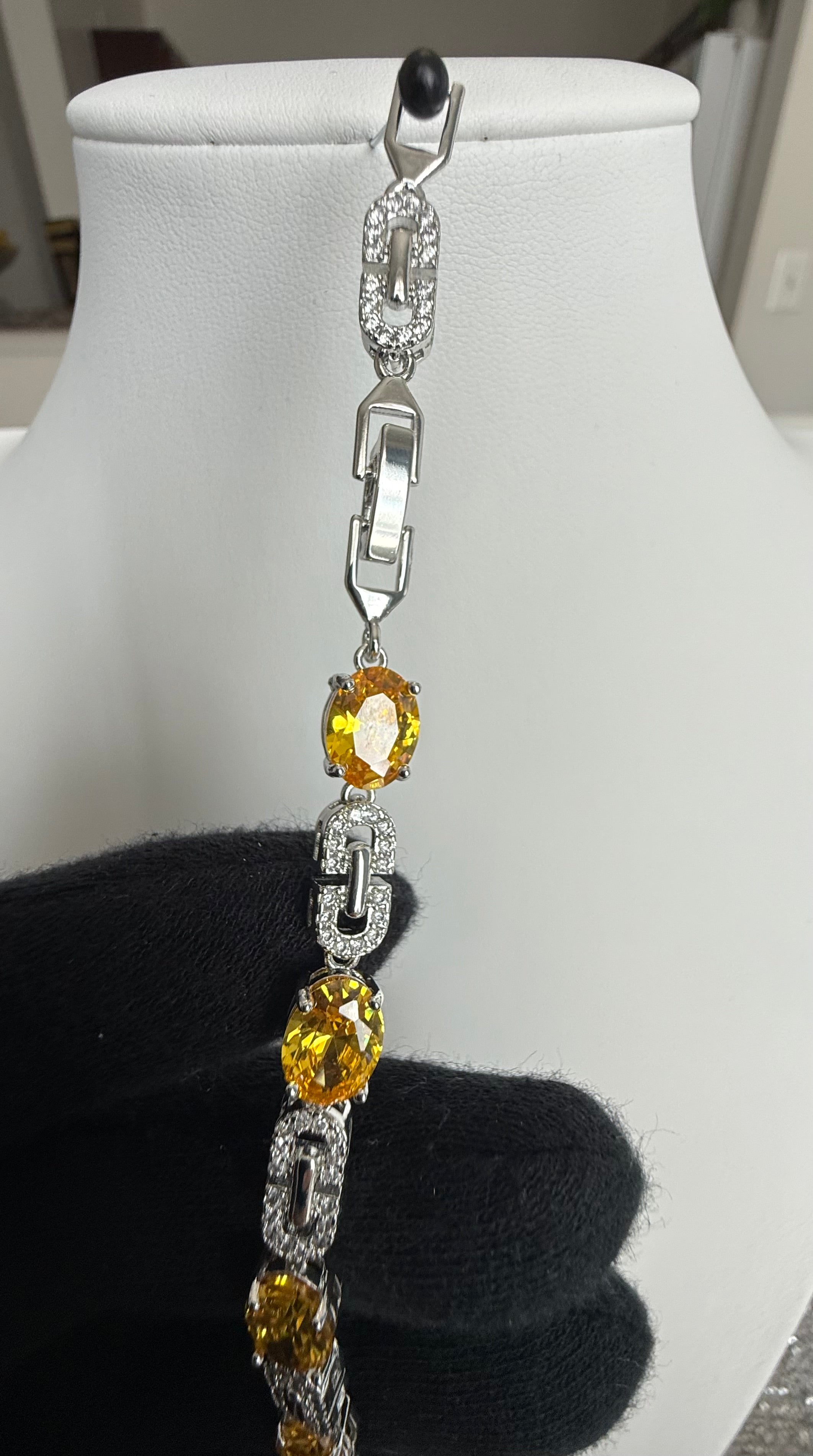 Yellow Oval Crystal Link Bracelet – Silver Tone Sparkling Statement Bracelet for Women 7088