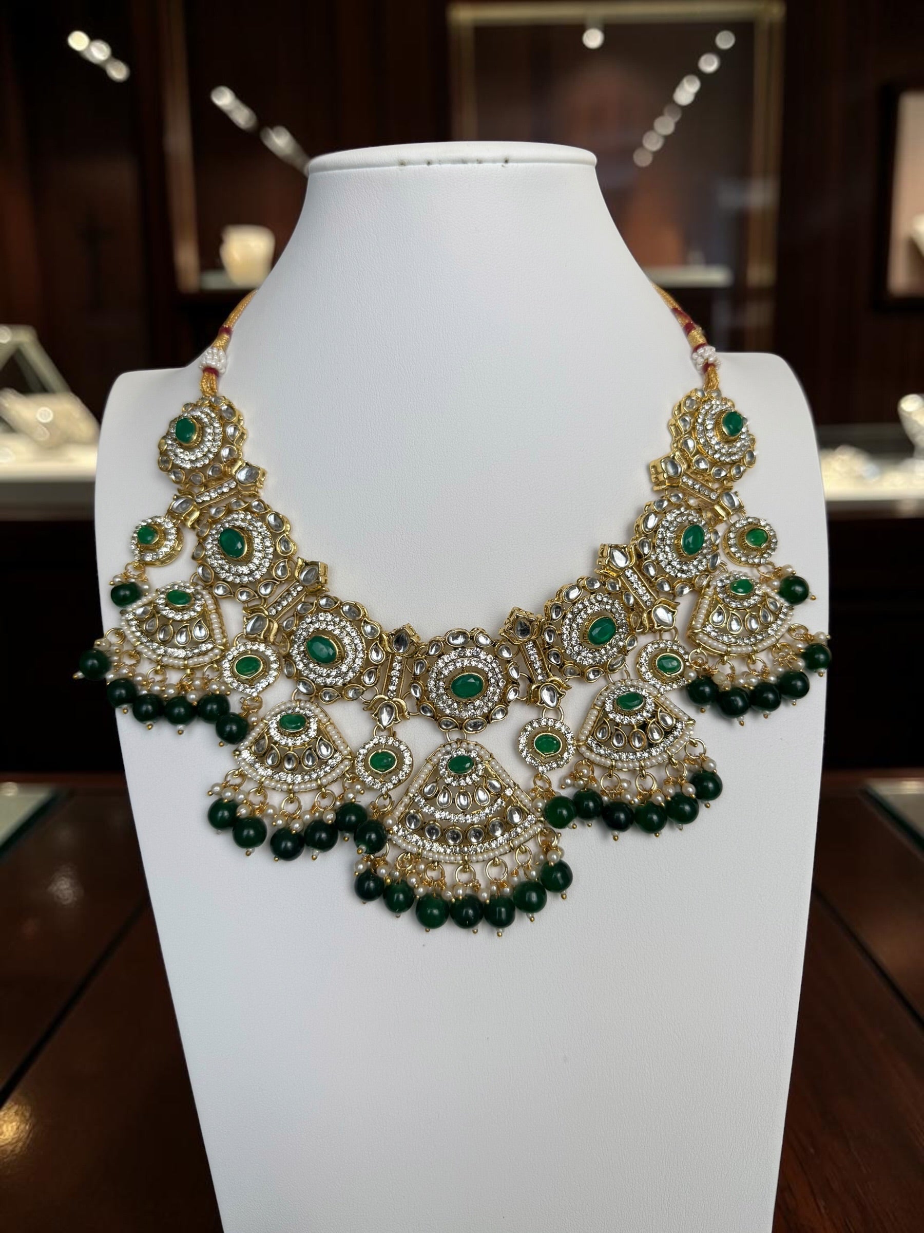 Luxury Kundan Bridal Jewelry Set with Sheeshphool, Necklace & Earrings – Ruby Red, Emerald Green & Pearl White