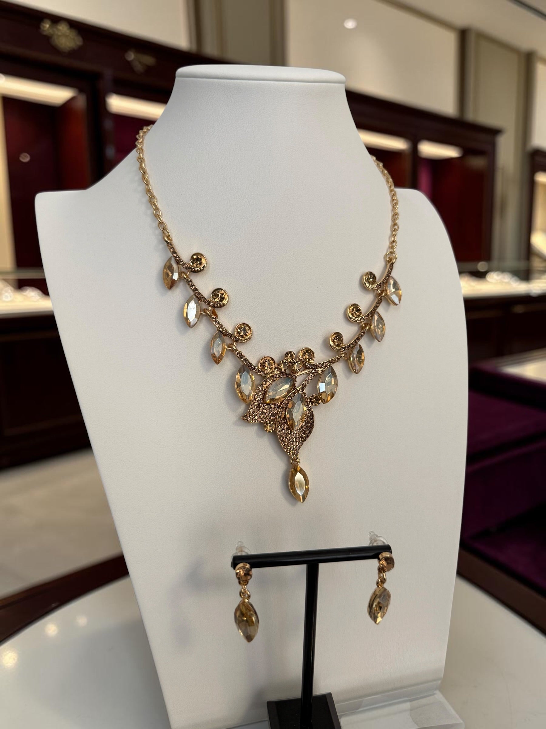 Women’s Crystal Leaf Necklace & Earrings Set – 4 Colors