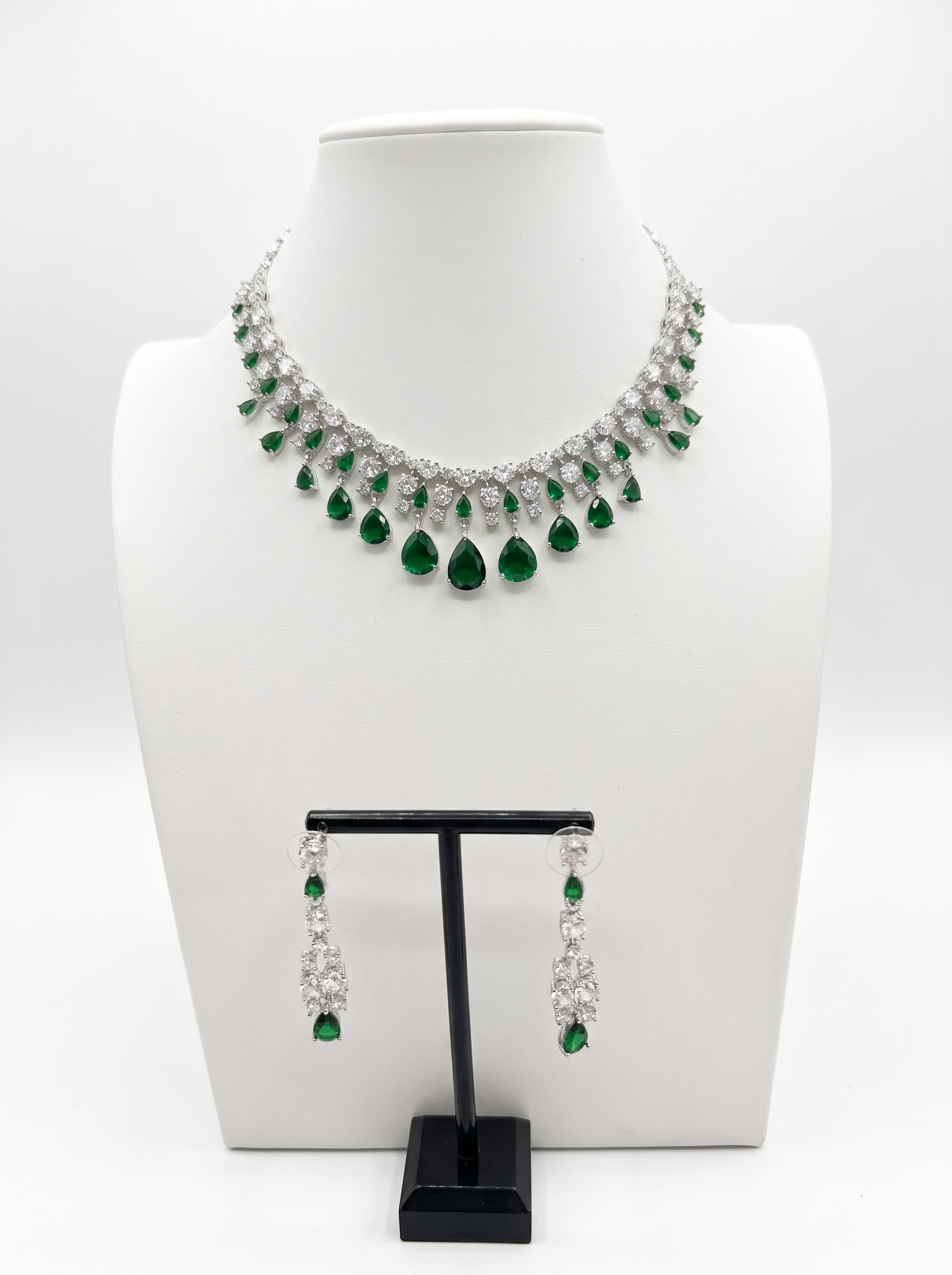Elegant Teardrop Crystal Necklace & Earrings Set – 6 Colors