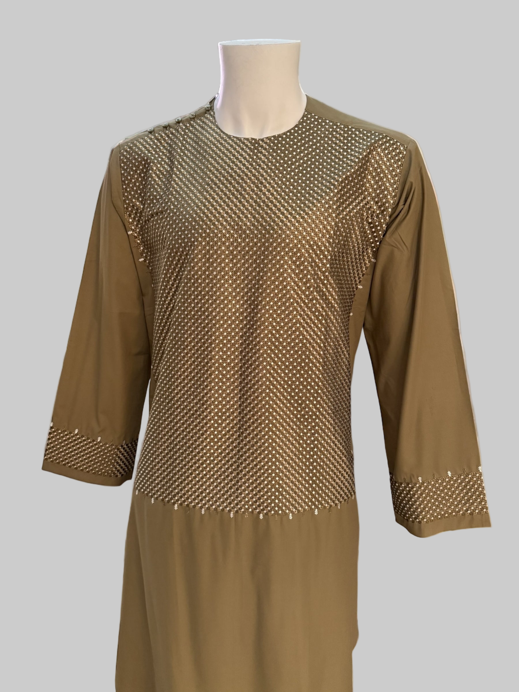 Large Afghan Parahan Tunban with Machine Embroidered White Geometric Stitch Pattern – Men’s Traditional Wear