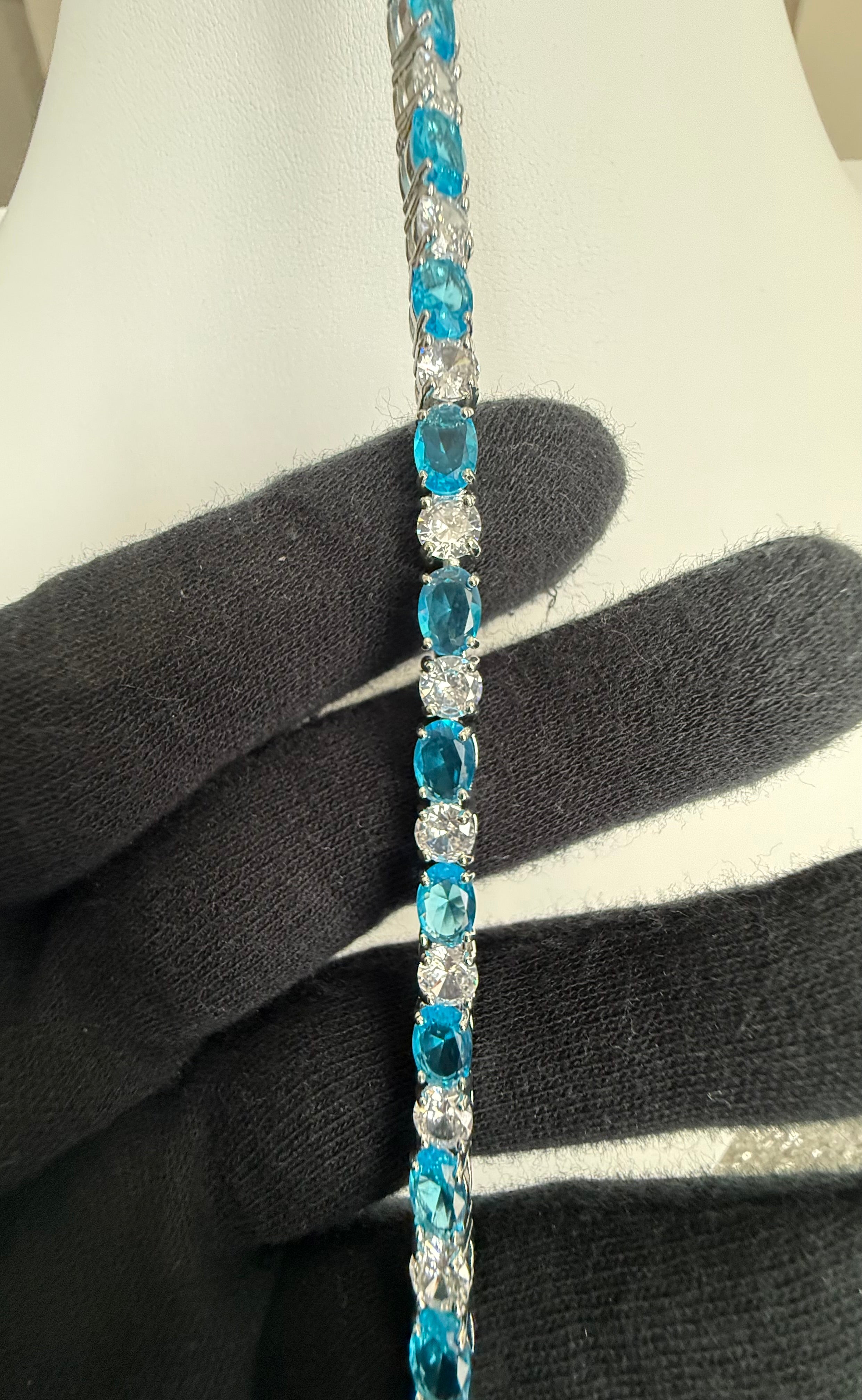 Aqua Blue Oval Crystal Tennis Bracelet – Silver Tone Sparkling Statement Jewelry 7092