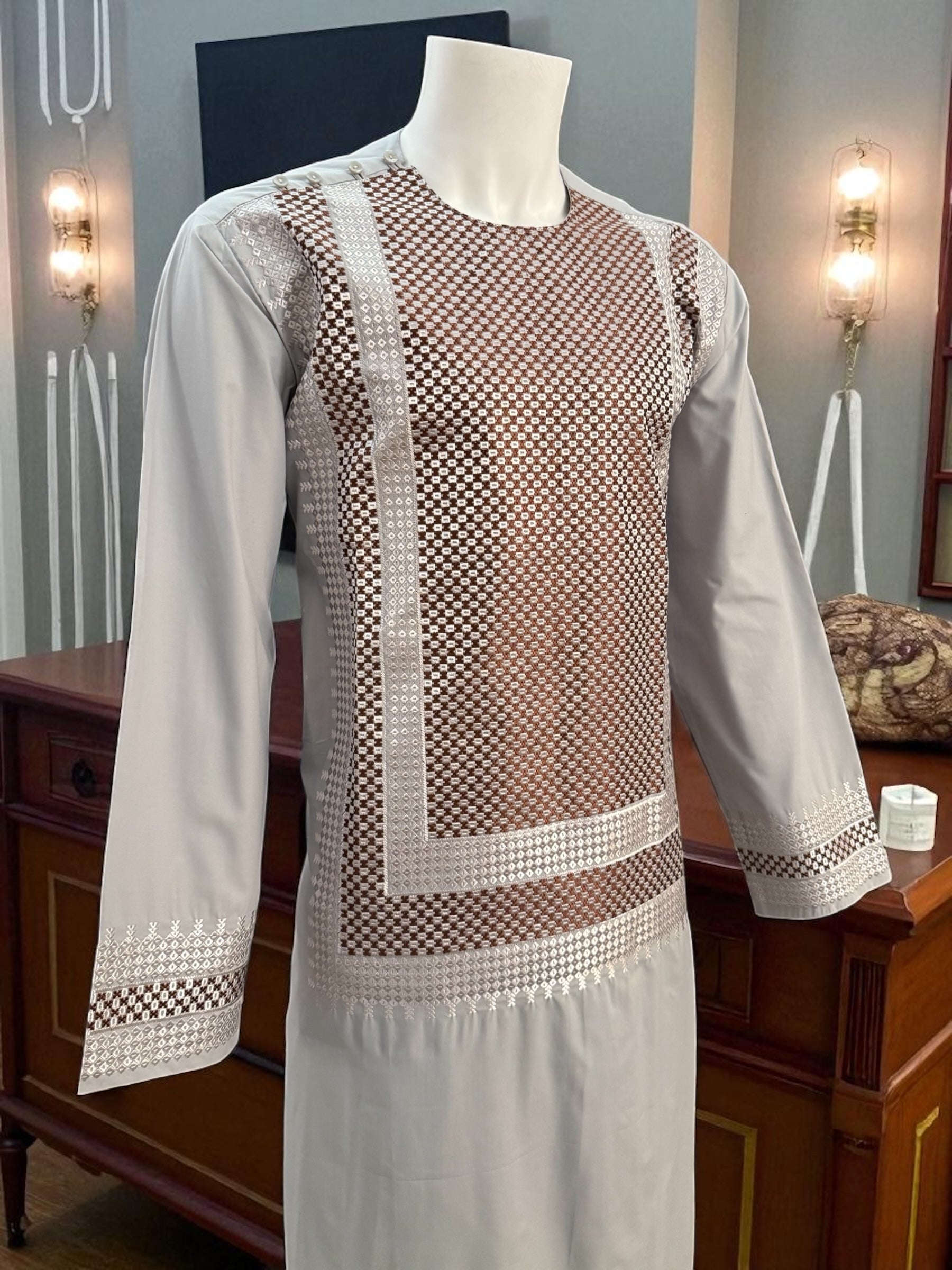 Men’s Silver Kameez with Brown Machine Embroidery – XXL | Luqmaan Boutique