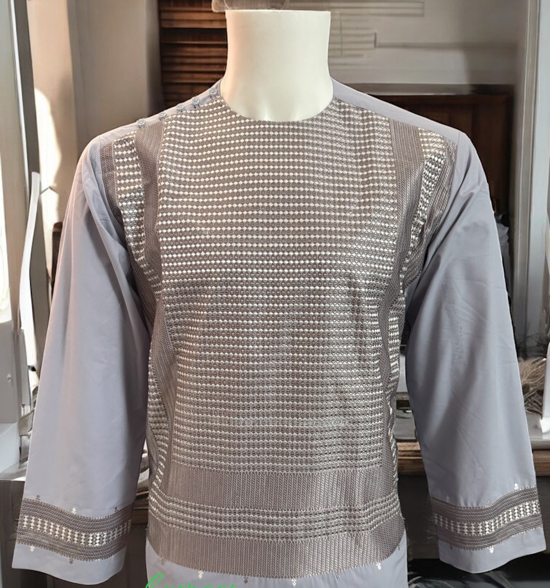 Men’s Grayish Lilac Parahan Tumban with Matching Embroidery – Afghan Traditional Outfit (Small)