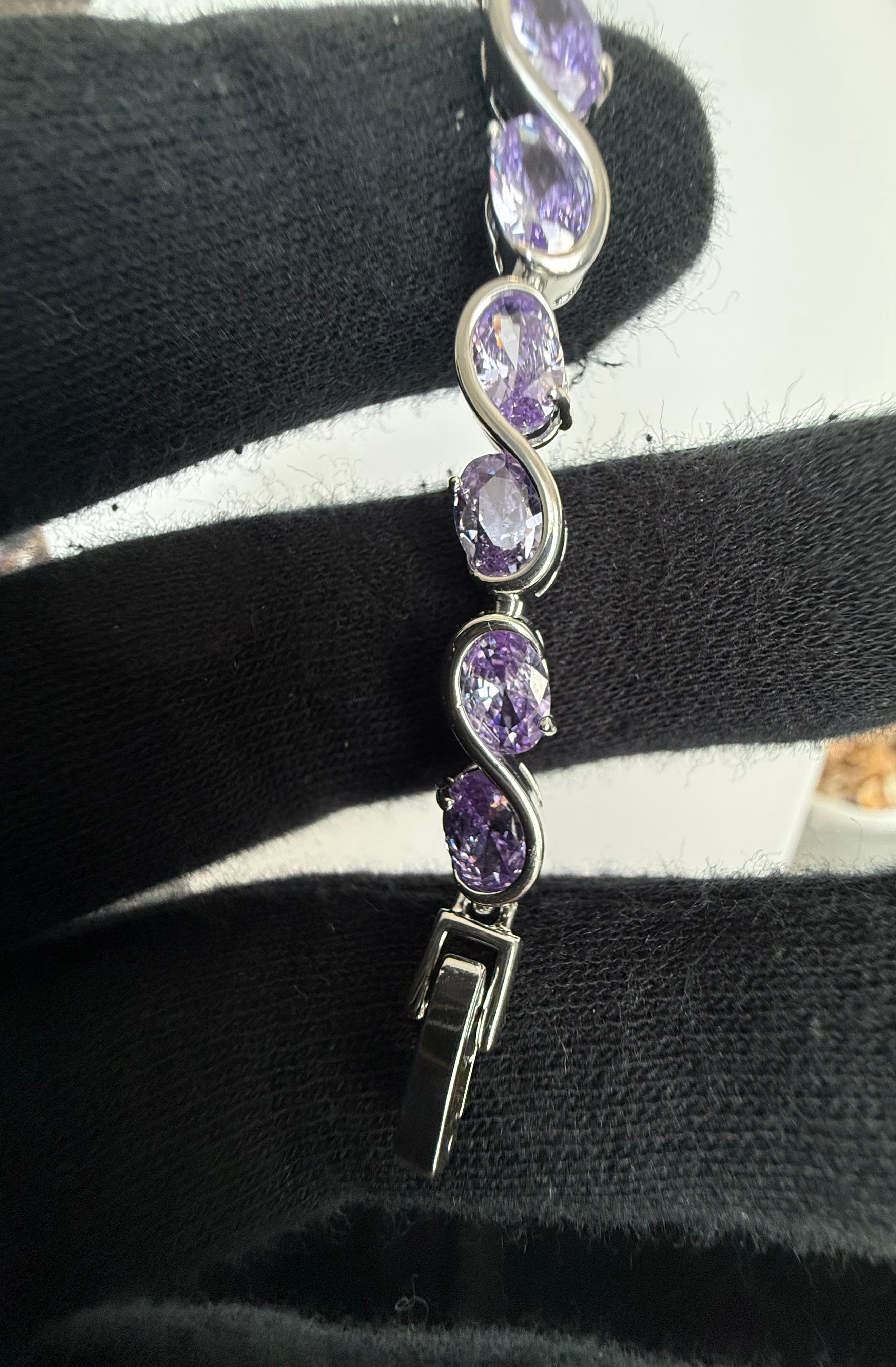 Lavender Purple Crystal Infinity Bracelet – Silver-Tone Oval Stone Link Bracelet 7098