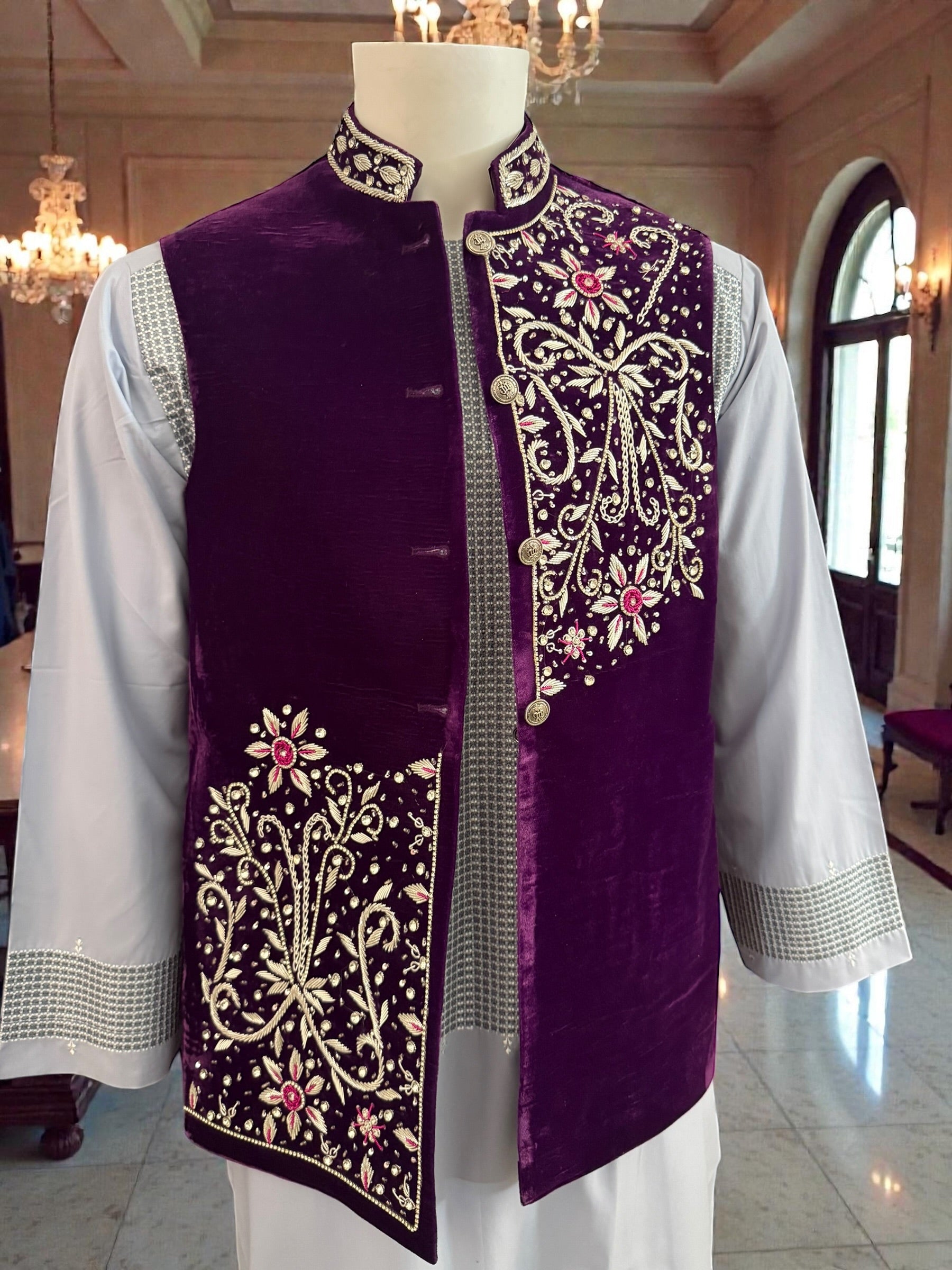Medium Purple Velvet Men’s Waistcoat – Hand-Embroidered Zari, Dabka & Stonework Medium