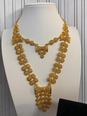 4-Piece Gold-Plated Traditional Bow Jewelry Set – Layered Necklace, Earrings, Bracelet & Ring 075