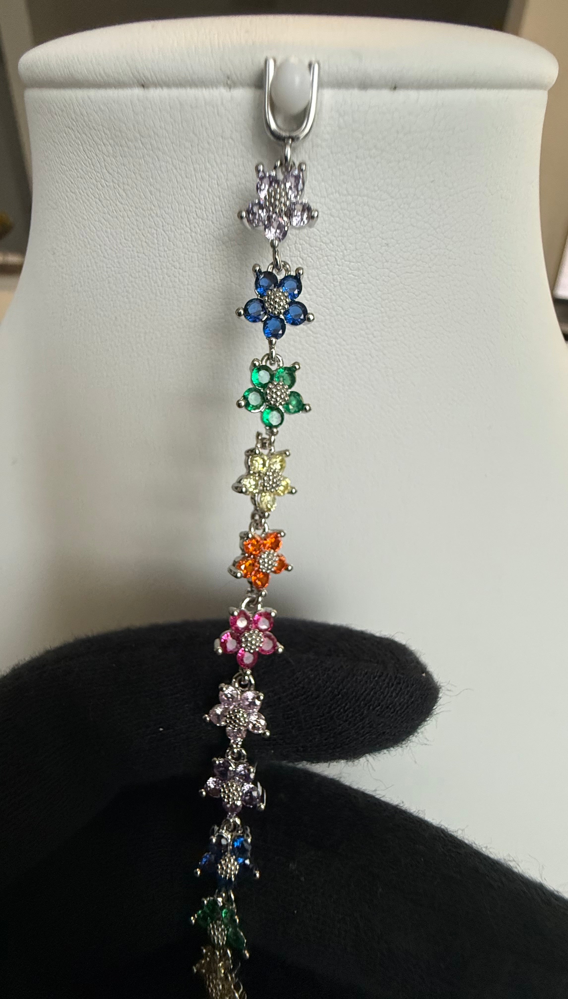 Multicolor Floral Crystal Bracelet – Rainbow Five-Petal Flower Silver-Tone Bracelet 7120