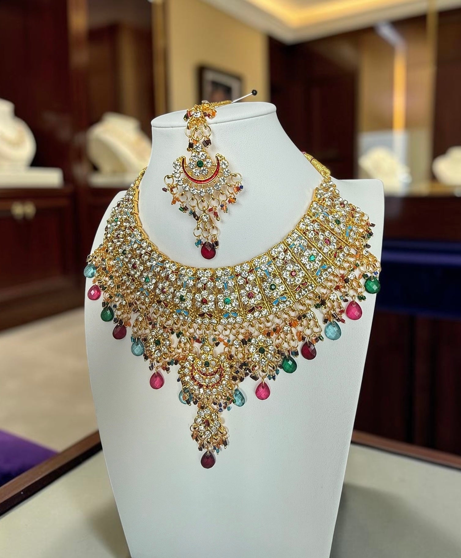 Multicolor Kundan Bridal Jewelry Set – Gold Tone Indian Pakistani Afghan Wedding Necklace Set with Earrings & Maang Tikka | Jewelry Gift Box Included 7015