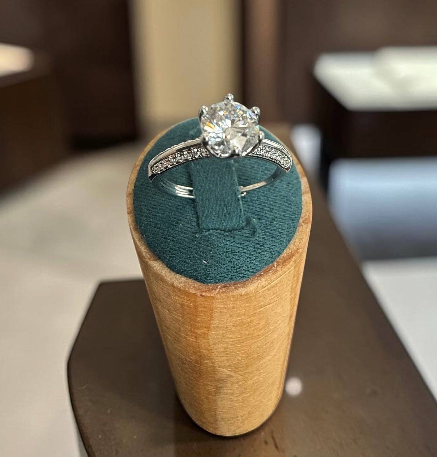 Round Cut Moissanite Solitaire Ring for Women – High-Quality Brass, Pavé Band, GRA Certificate & Gift Box Included 7054