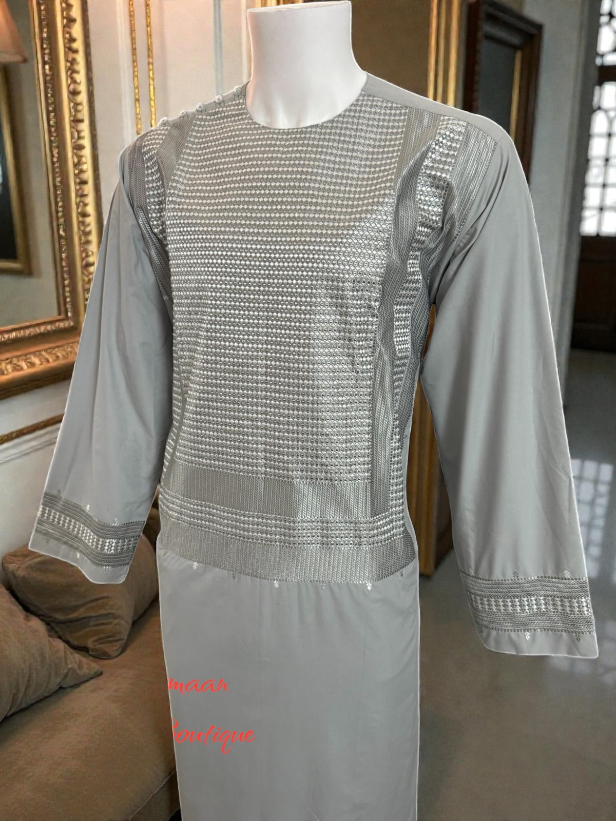Men’s Light Gray Parahan Tumban with Silver Machine Embroidery – Traditional Afghan Outfit, XL