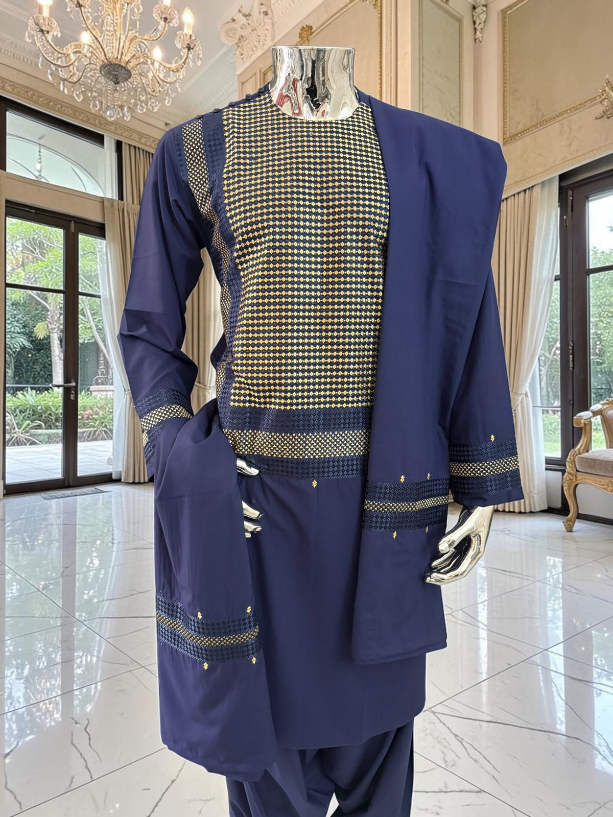 Small Premium Navy Blue Parahan Tunban Set with Gold Machine Embroidery Pattu/chadder