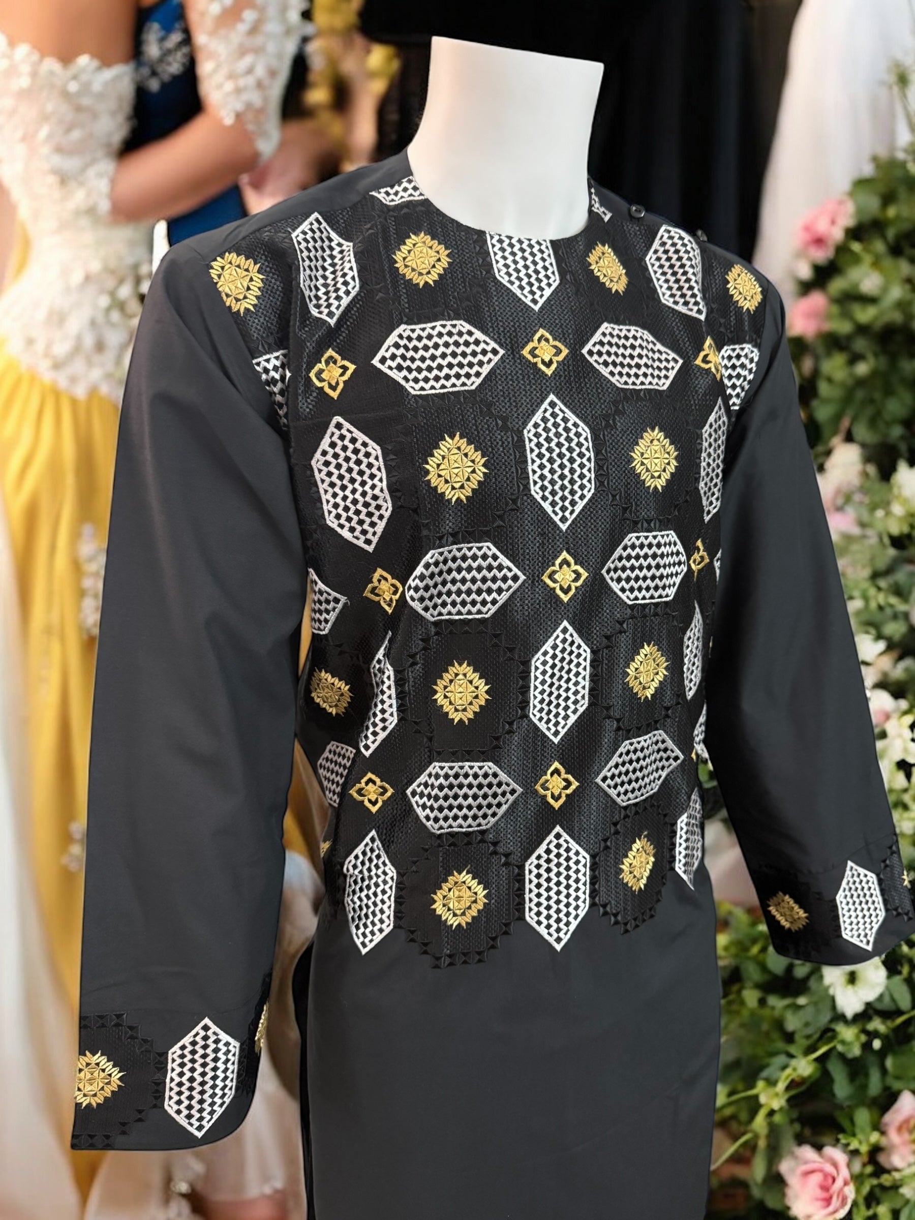 Afghan Parahan Tunban with Machine Khamakdozi Embroidery – Black White Gold – Medium