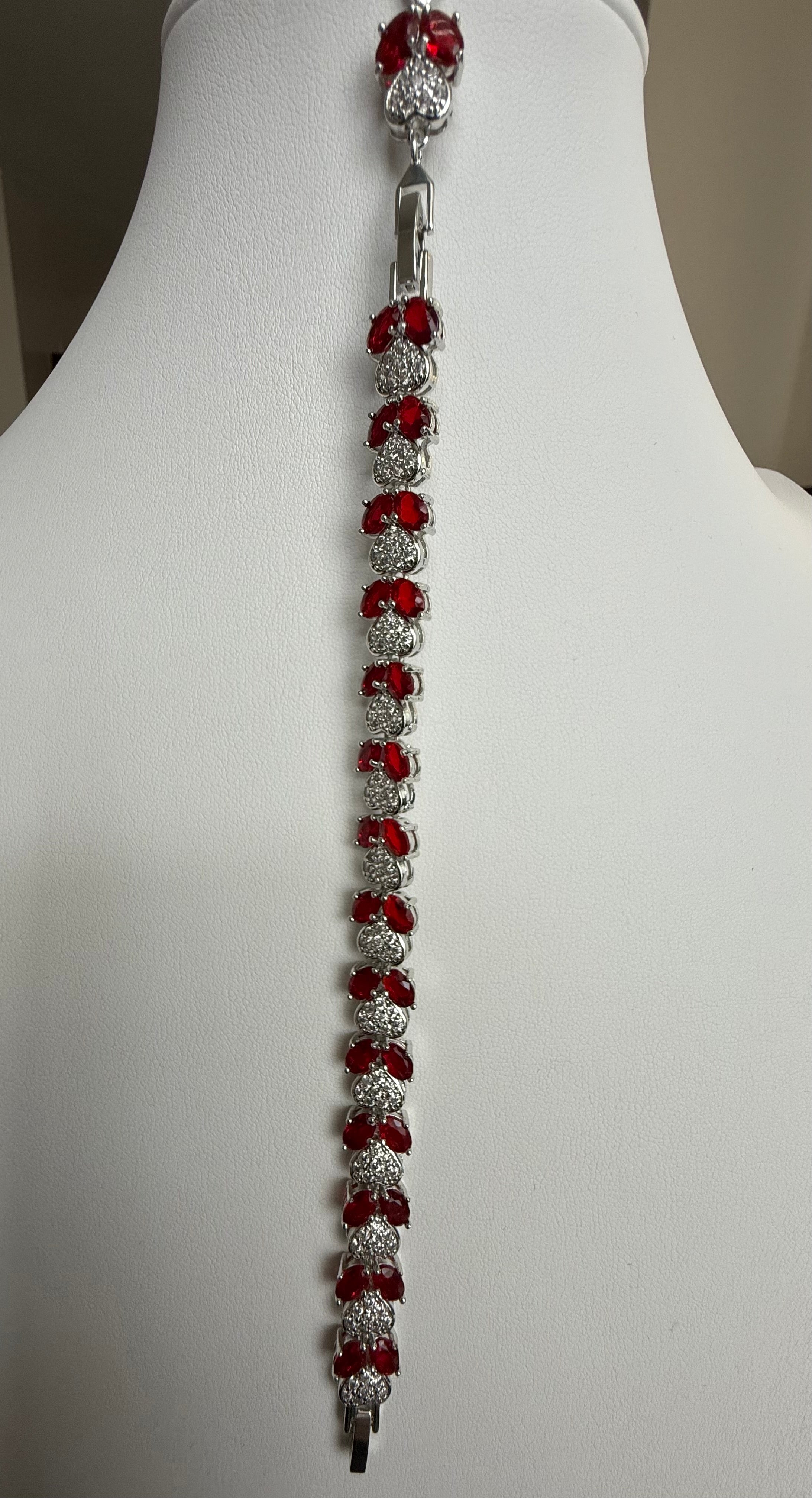 Ruby Red Crystal Heart Link Bracelet – Silver Tone Sparkling Statement Jewelry 7102