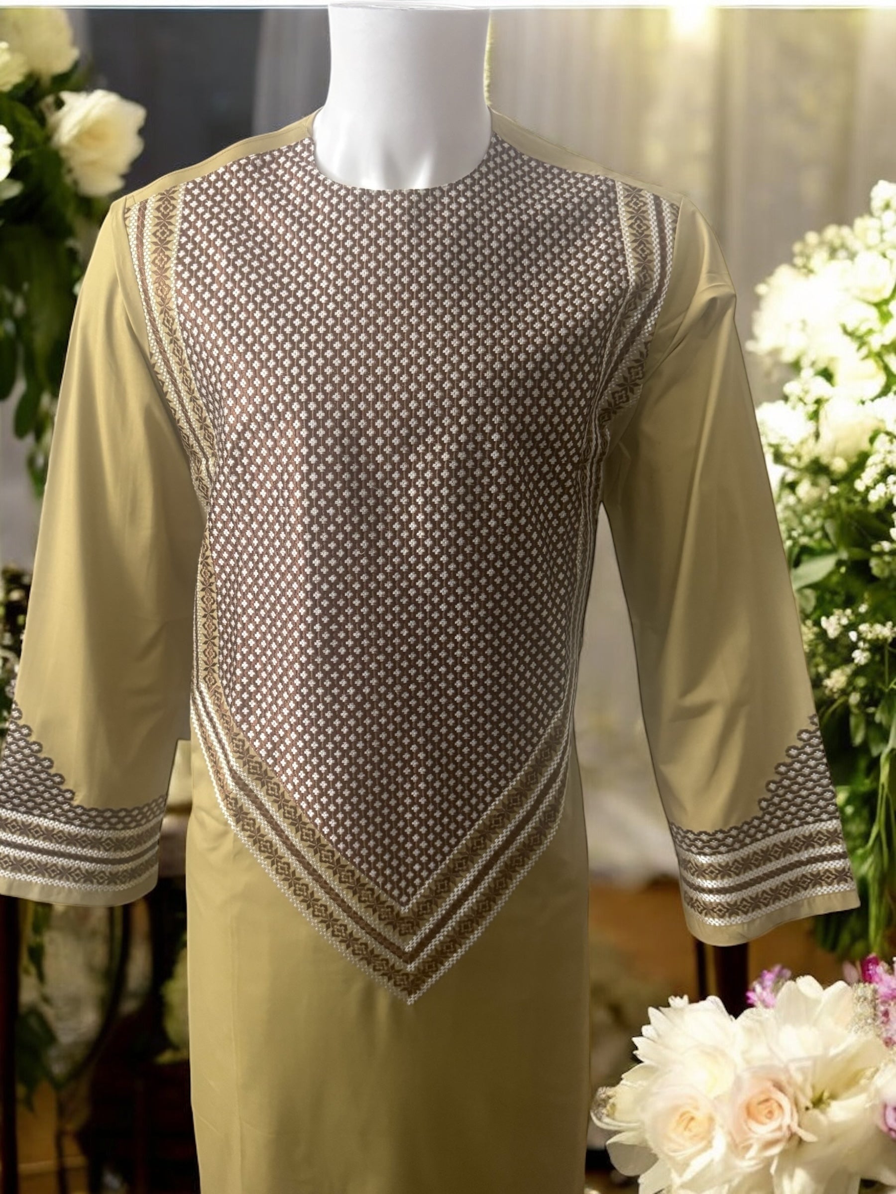 Men’s Pistachio Beige Parahan Tumban with Matching Embroidery  Medium