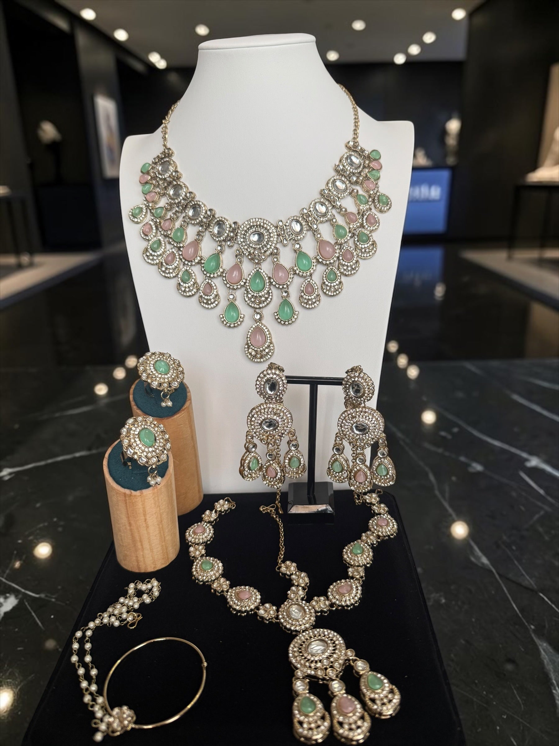 Pastel Pink & Mint Green Kundan Half Bridal Jewelry Set – 6-Piece Necklace, Earrings, Sheeshphool, Nath & Adjustable Rings 6061