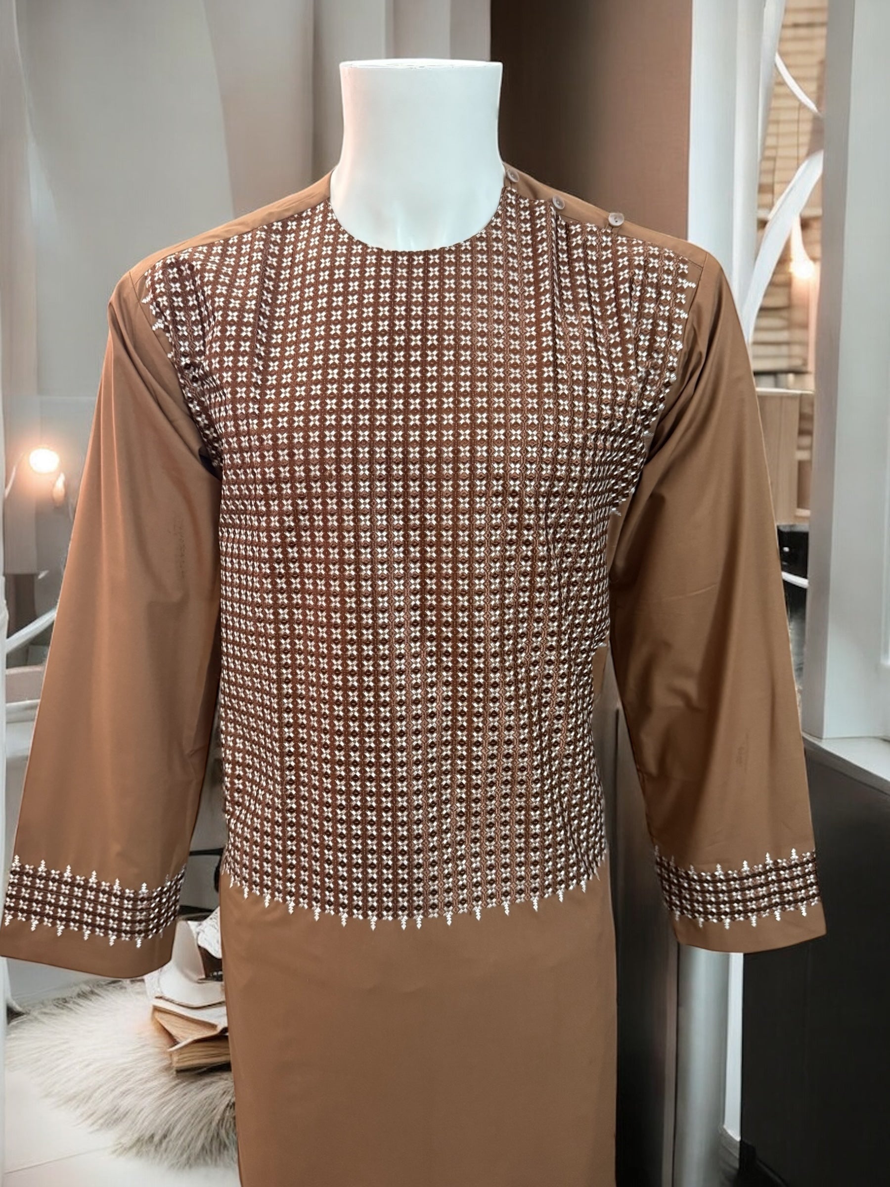 Afghan Traditional Men’s Kameez Shalwar with Machine Khamakdozi – Brown (Small)