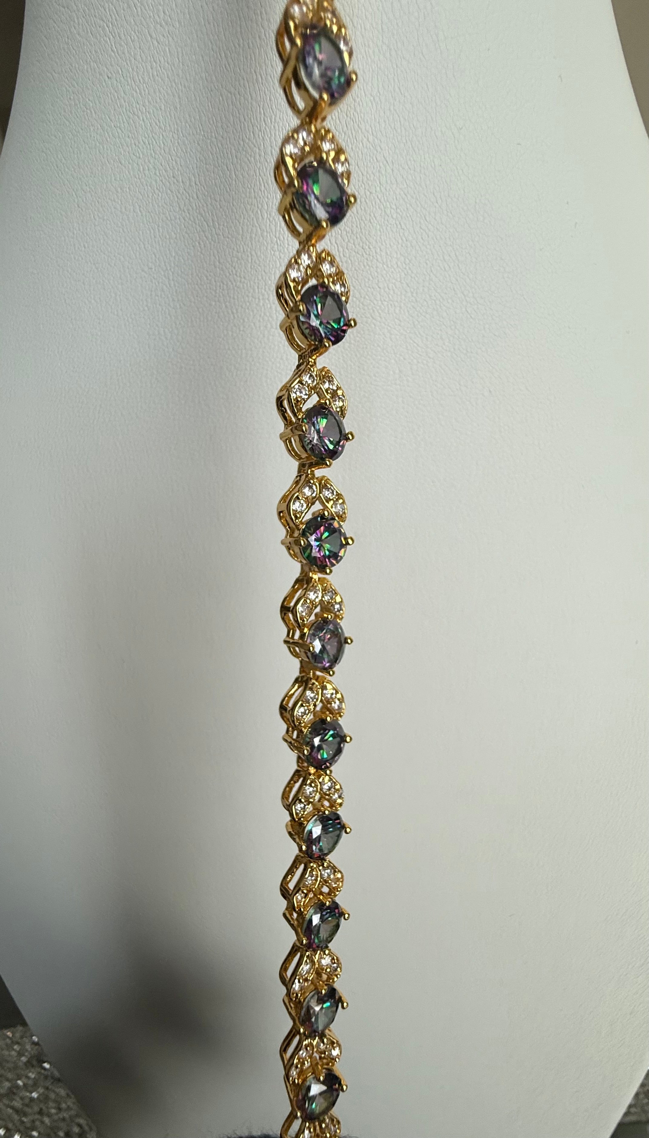 Mystic Rainbow Crystal Bracelet – Gold Tone Leaf Link Statement Bracelet 7097